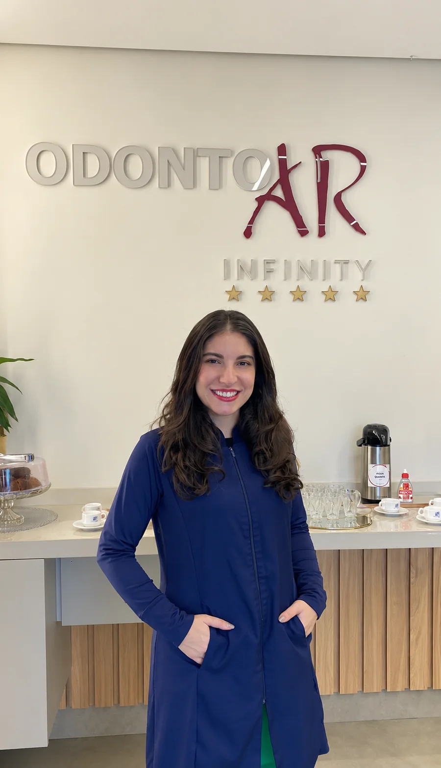 Dra. Aline Geha, cirurgiã-dentista da Odonto AR