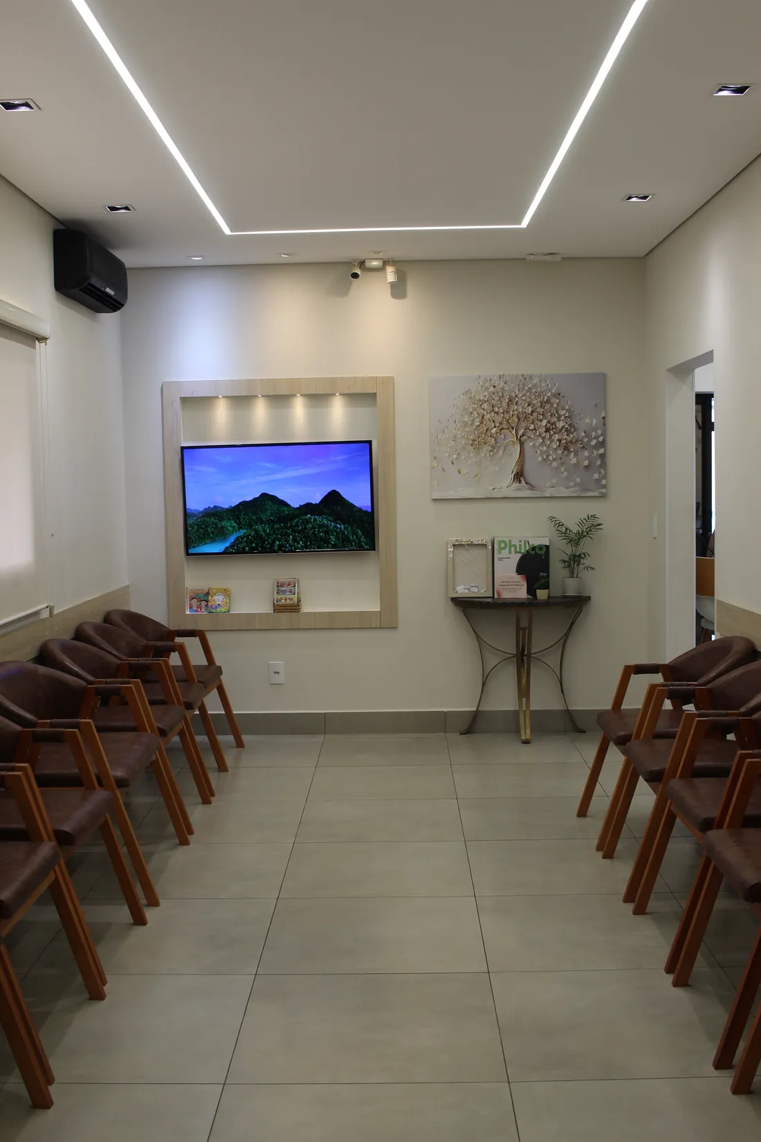 Sala de espera com TV